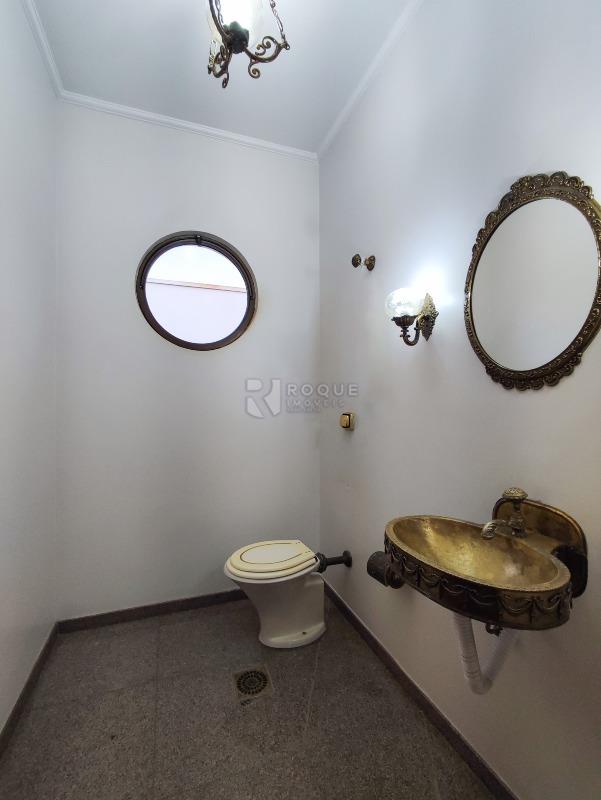 Casa Residencial à venda no bairro Jardim Mercedes: LAVABO