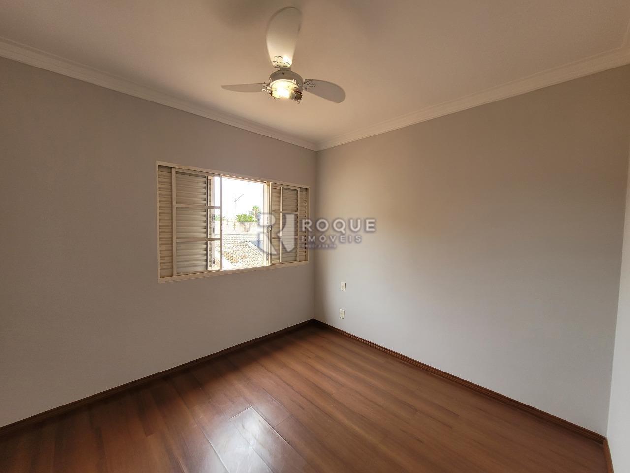 Casa Residencial à venda no bairro Jardim Residencial Alto da Graminha: 