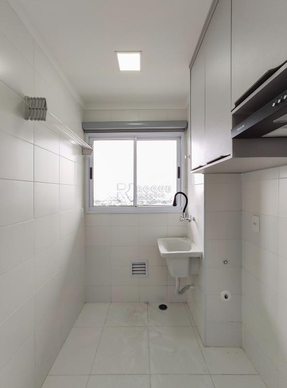 Apartamento para aluguel no bairro Jardim Senador Vergueiro: Área de serviço 