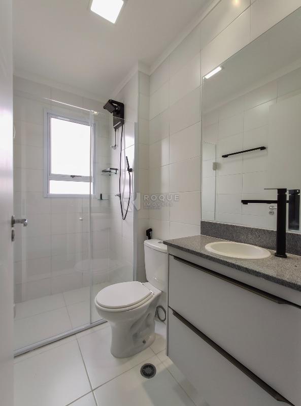 Apartamento para aluguel no bairro Jardim Senador Vergueiro: WC suíte 