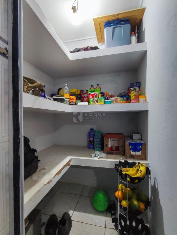 Casa Residencial à venda no bairro Parque Residencial Belinha Ometto: DESPENSA