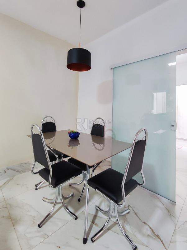 Casa Residencial à venda no bairro Jardim dos Jequitibás: SALA DE JANTAR EDÍCULA