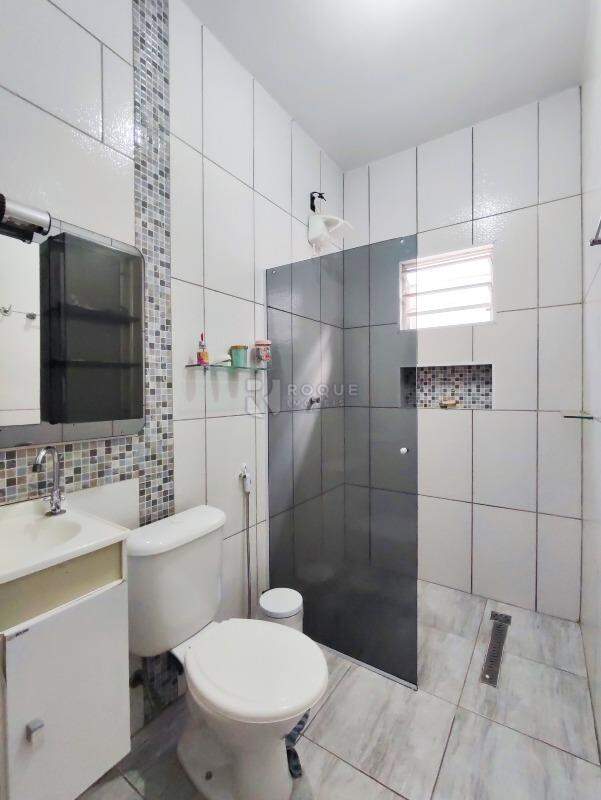 Casa Residencial à venda no bairro Jardim dos Jequitibás: BANHEIRO SOCIAL EDÍCULA