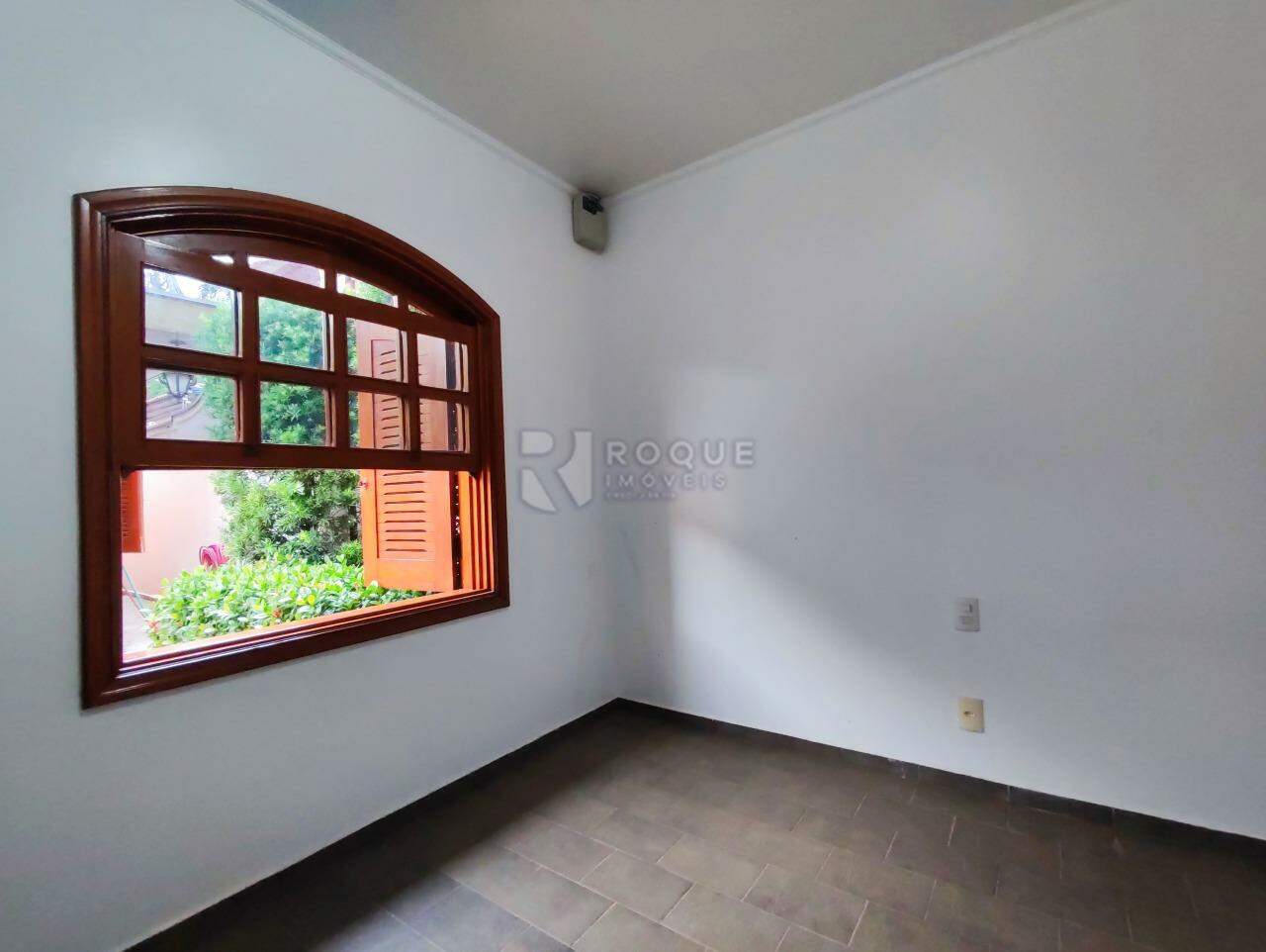 Casa Residencial para aluguel no bairro Jardim Mercedes: DORMITÓRIO EMPREGADA