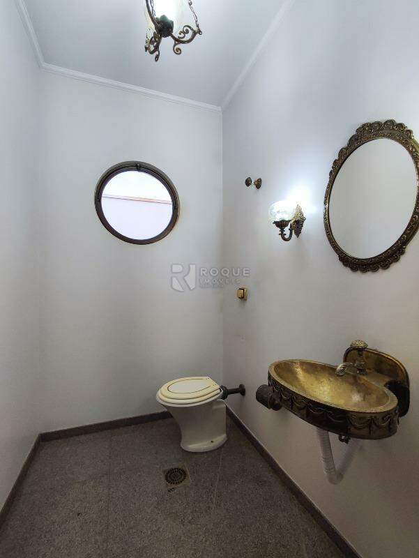 Casa Residencial para aluguel no bairro Jardim Mercedes: LAVABO