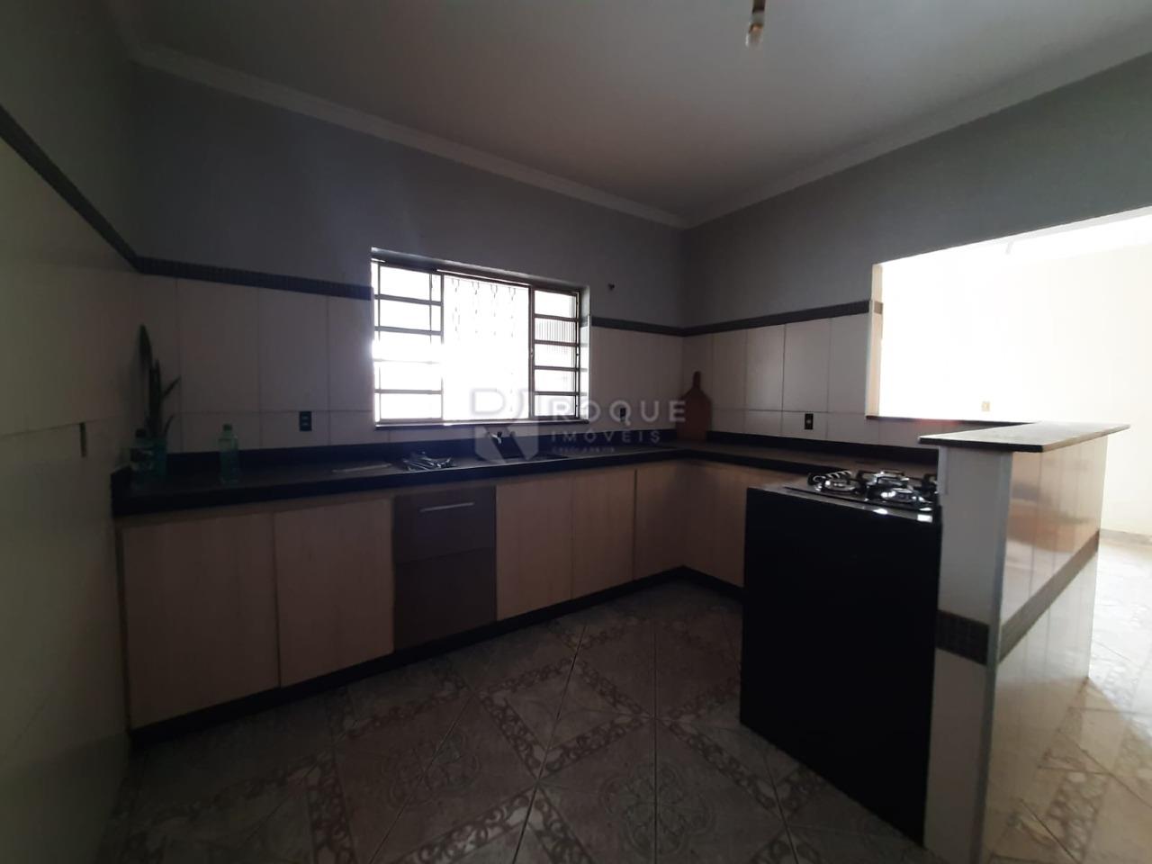 Casa Residencial à venda no bairro Parque Residencial Santa Eulália: Cozinha