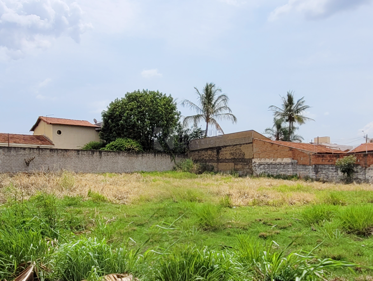Terreno à venda no bairro Vila Independência: 