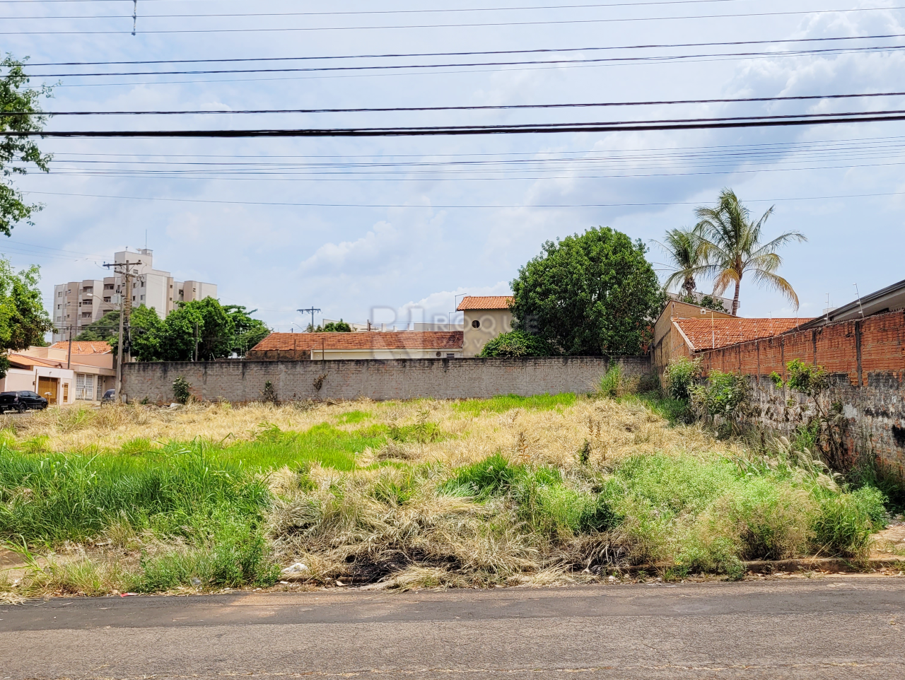 Terreno à venda no bairro Vila Independência: 