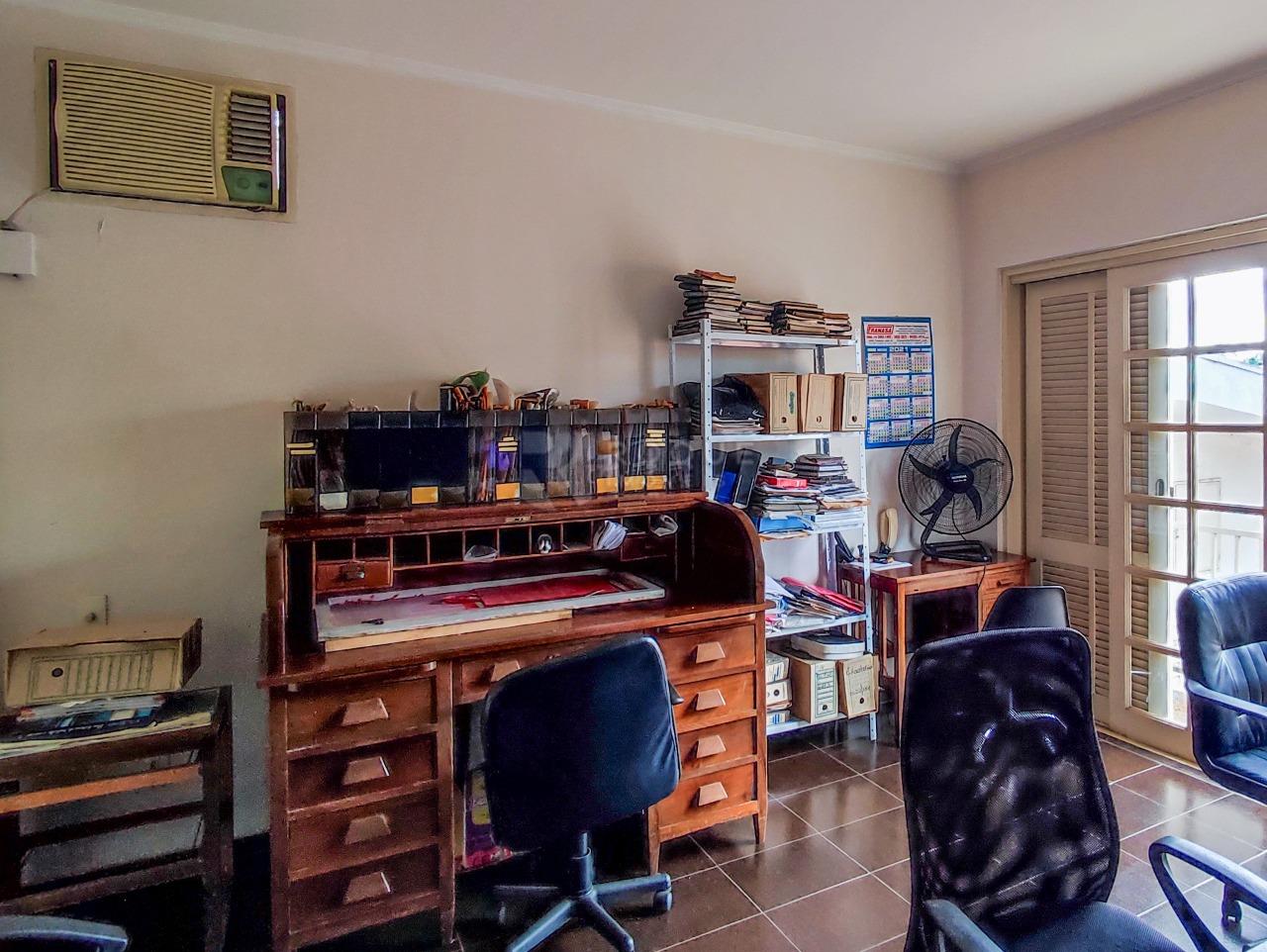 Casa Residencial à venda no bairro Vila Claudia: DEMI SUÍTE 1