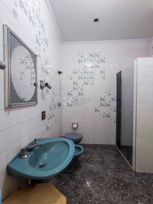 Casa Residencial à venda no bairro Vila Claudia: BANHEIRO SOCIAL