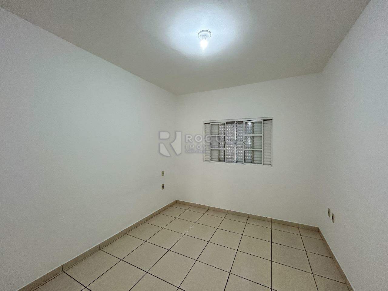 Casa Residencial para aluguel no bairro Jardim Ouro Verde: Dormitório 1