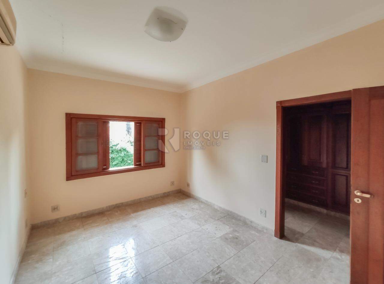Casa em condomínio para aluguel no bairro Jardim Monte Carlo: Dormitório 