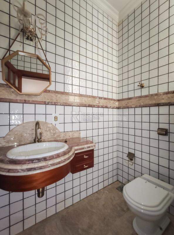 Casa em condomínio para aluguel no bairro Jardim Monte Carlo: Lavabo 
