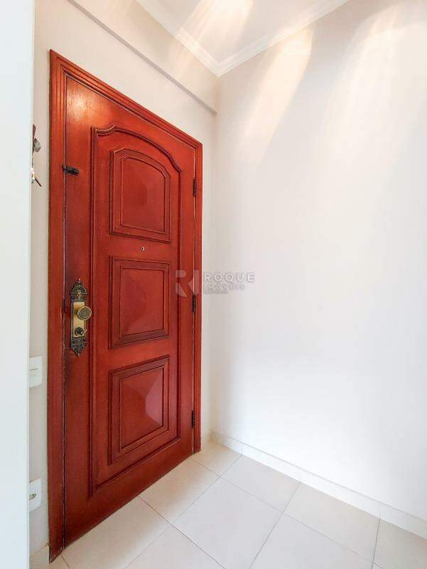 Apartamento à venda no bairro Centro: HALL DE ENTRADA