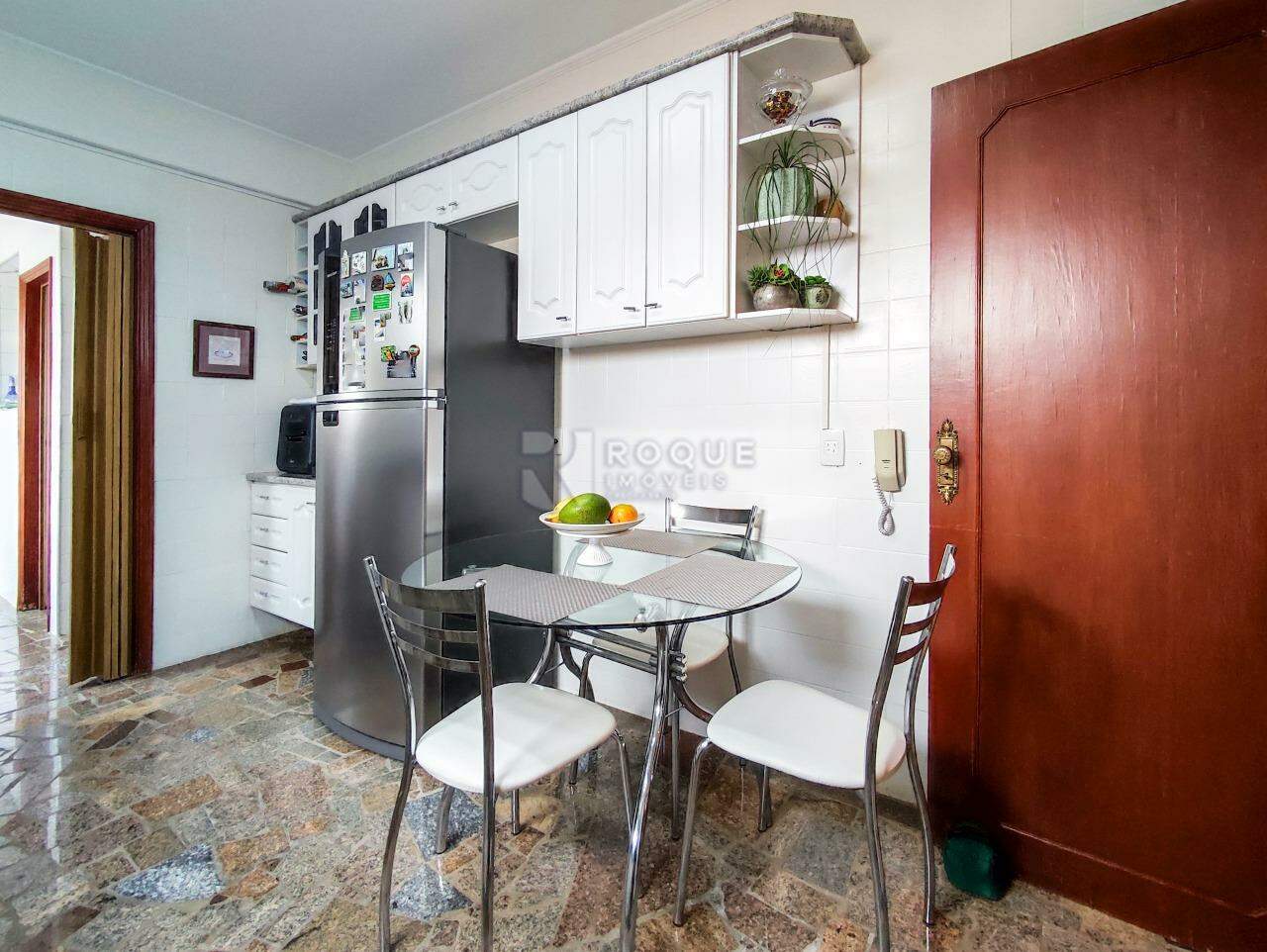 Apartamento à venda no bairro Centro: COZINHA