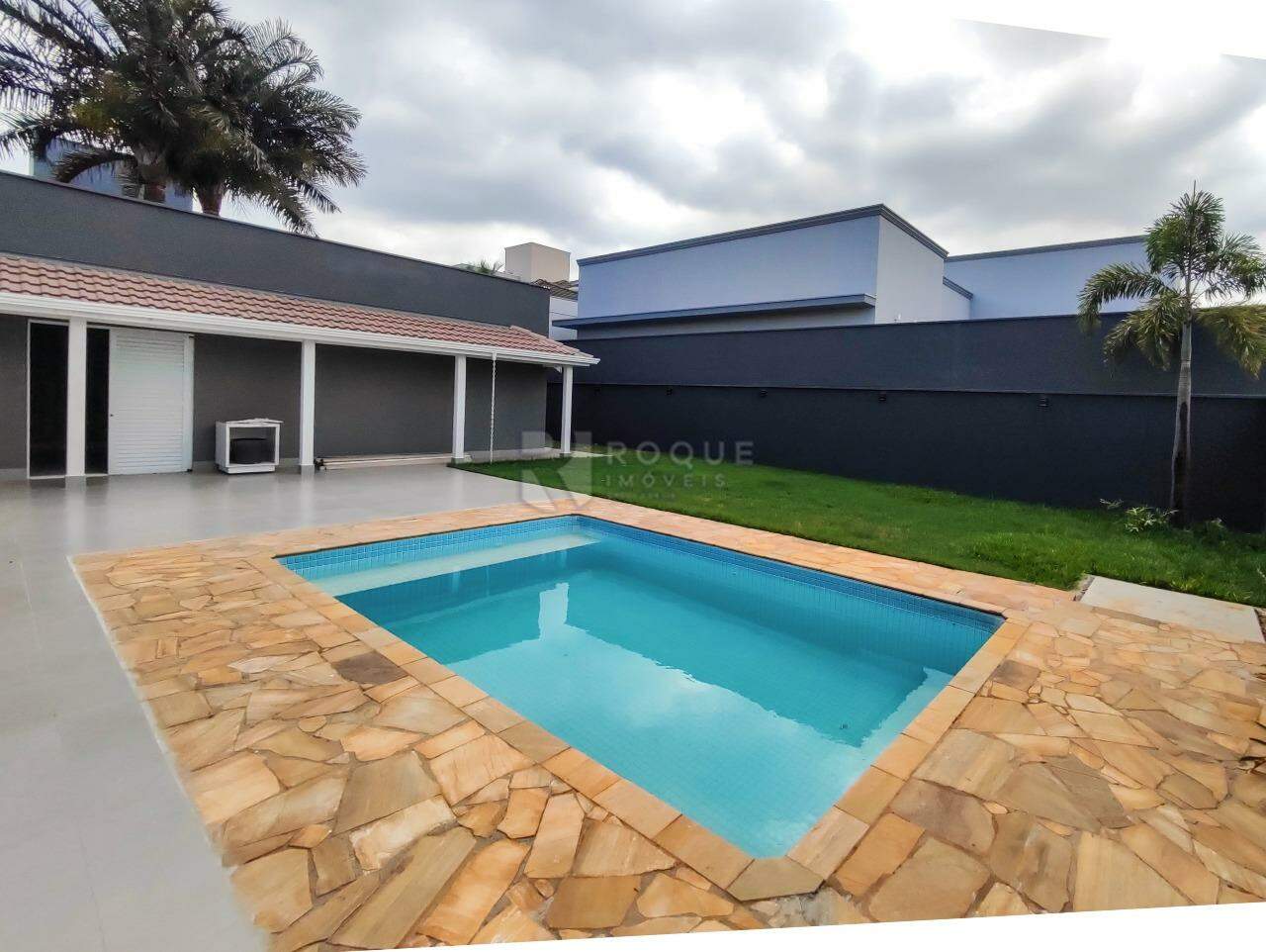 Casa em condomínio à venda no bairro Residencial Casalbuono: PISCINA