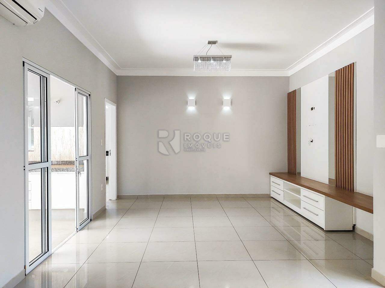 Casa em condomínio à venda no bairro Residencial Casalbuono: SALA DE TV