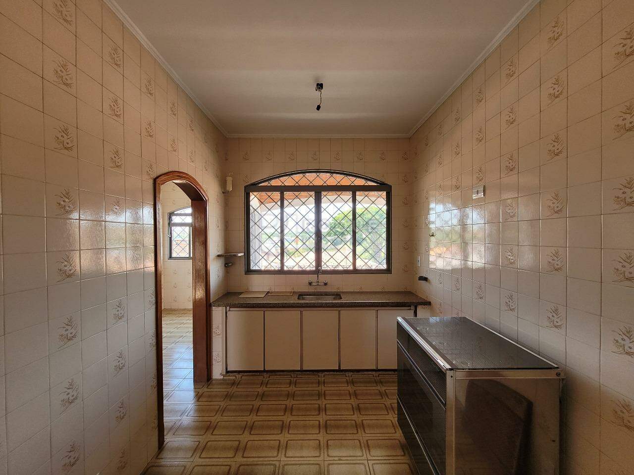 Casa Residencial para aluguel no bairro Jardim Santa Cecília: Cozinha