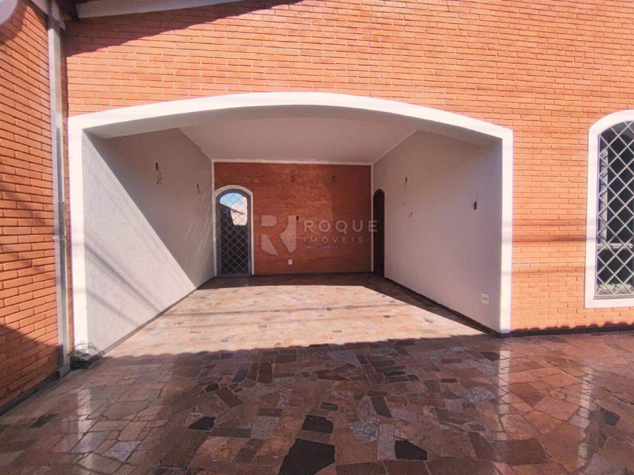 Casa Residencial para aluguel no bairro Jardim Santa Cecília: Garagem