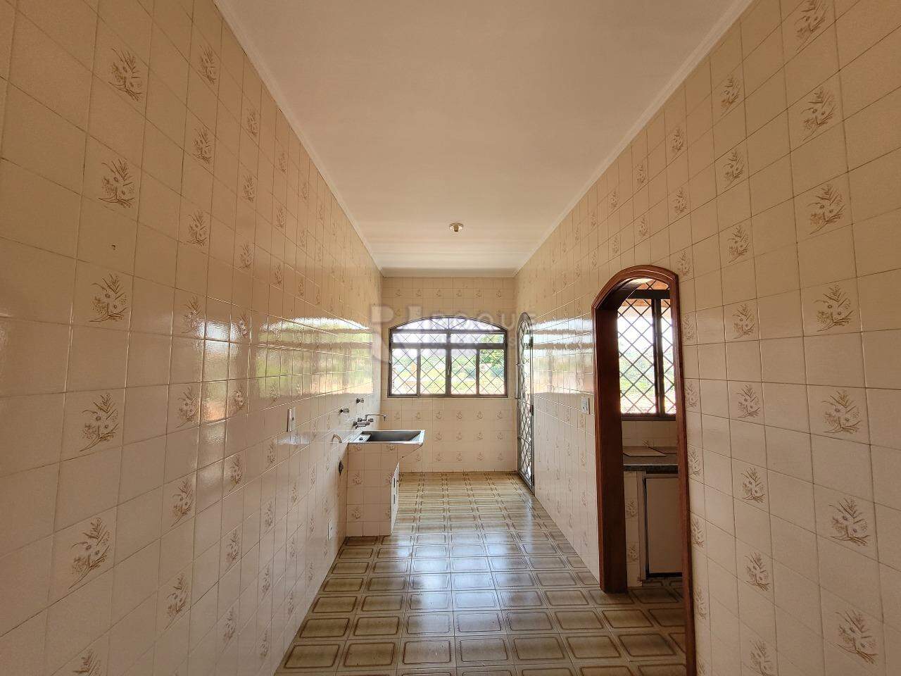 Casa Residencial para aluguel no bairro Jardim Santa Cecília: Lavanderia