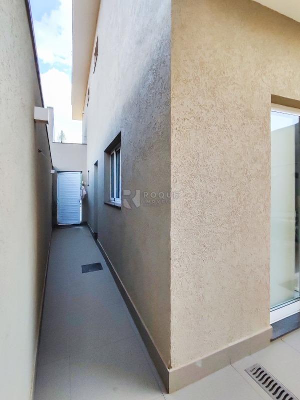 Casa em condomínio à venda no bairro Terras de São Bento II: LATERAL EXTERNA