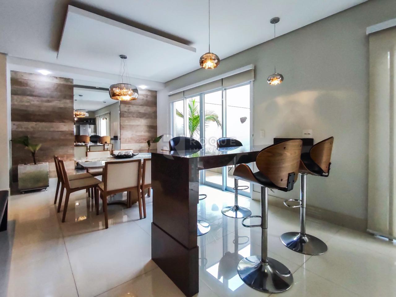 Casa em condomínio à venda no bairro Terras de São Bento II: COZINHA