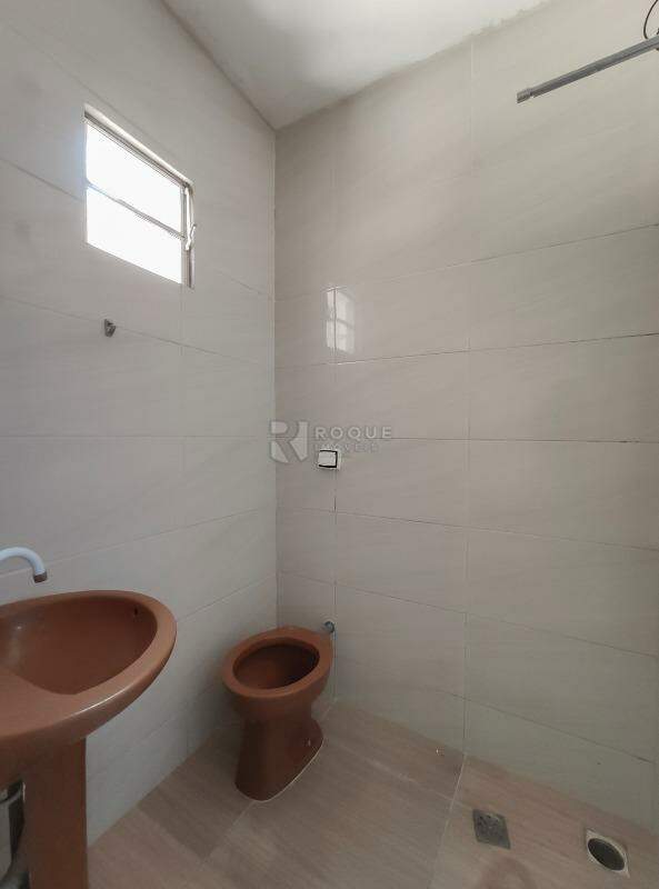 Casa Residencial para aluguel no bairro Parque Residencial Aeroporto: WC suíte 