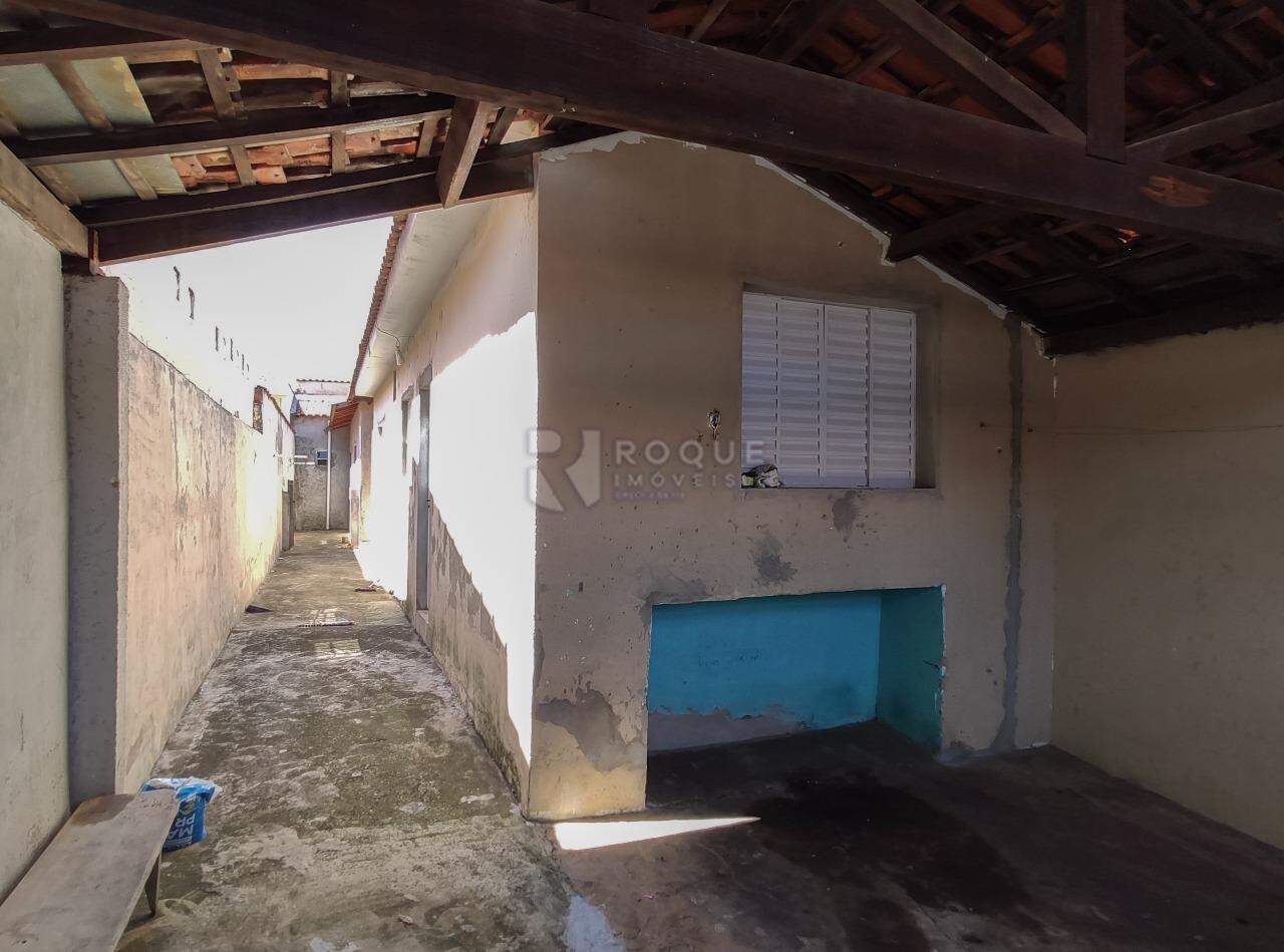 Casa Residencial para aluguel no bairro Parque Residencial Aeroporto: Garagem 