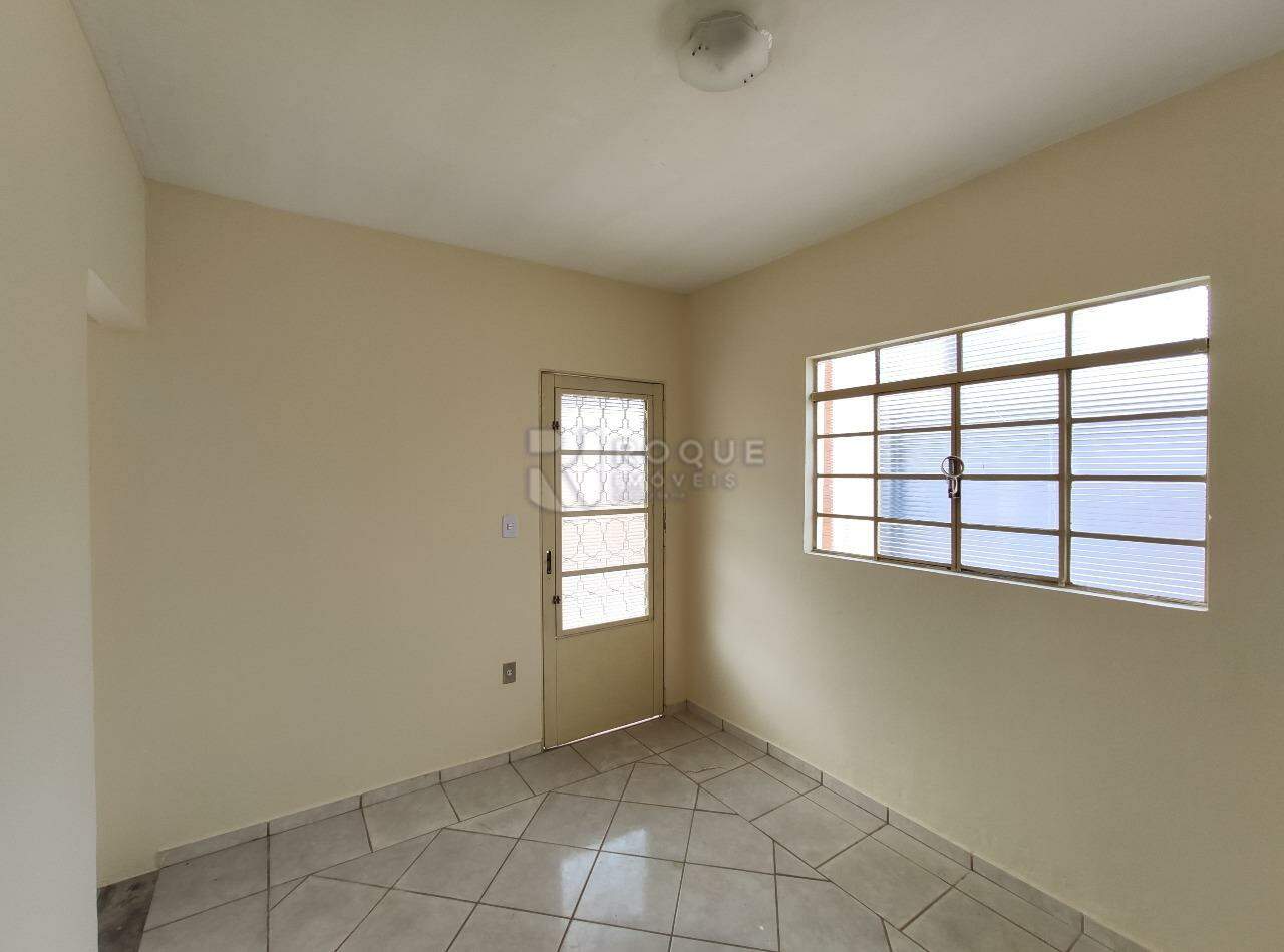 Casa Residencial à venda no bairro Gleba Beatriz: Sala