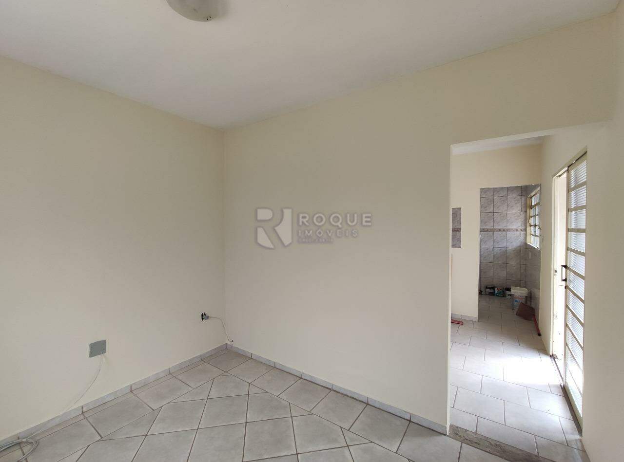 Casa Residencial à venda no bairro Gleba Beatriz: Sala
