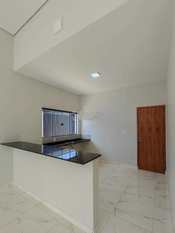 Casa Residencial à venda no bairro Jardim Adélia Cavicchia Grotta: COZINHA
