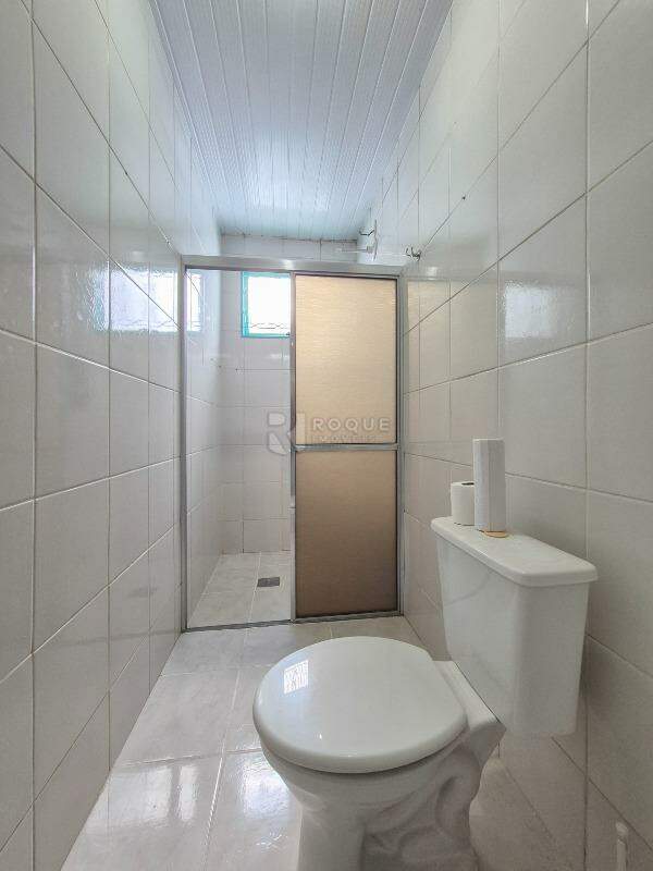 Casa Residencial para aluguel no bairro Parque Residencial Abílio Pedro: WC social 