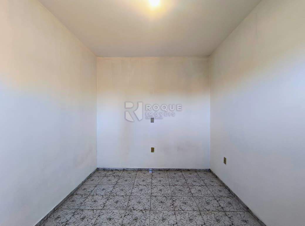 Casa Residencial para aluguel no bairro Jardim Residencial Dona Santina Paroli Peccinini: Dormitório 01