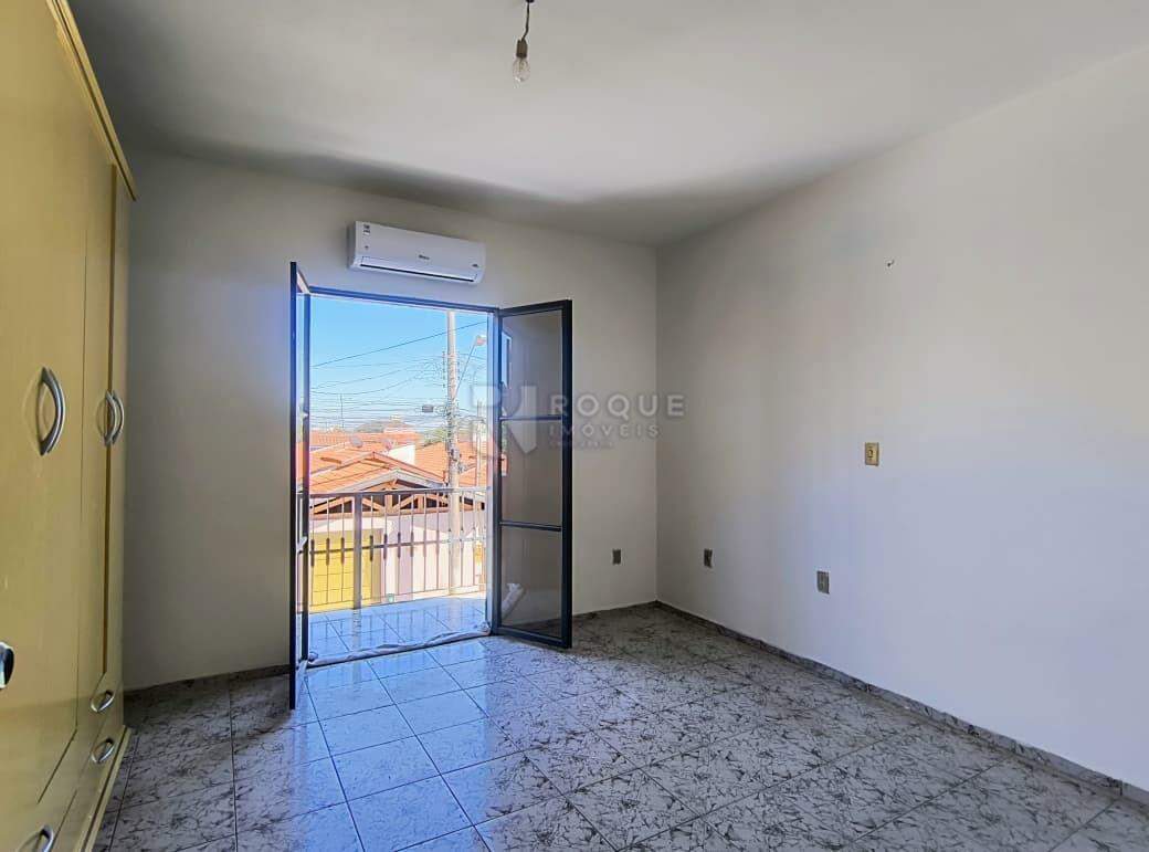 Casa Residencial para aluguel no bairro Jardim Residencial Dona Santina Paroli Peccinini: Dormitório 03 Sacada