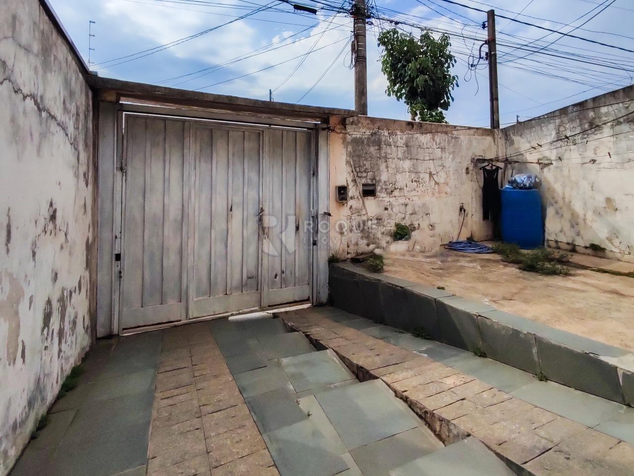 Casa Residencial à venda no bairro Jardim Nova Suiça: QUINTAL