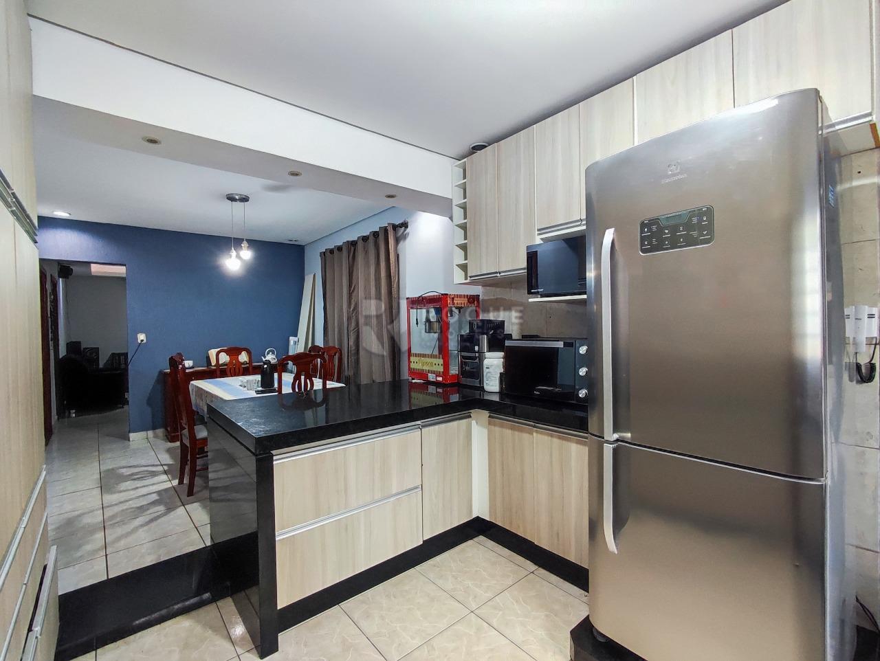 Casa Residencial à venda no bairro Vila Queiroz: COZINHA