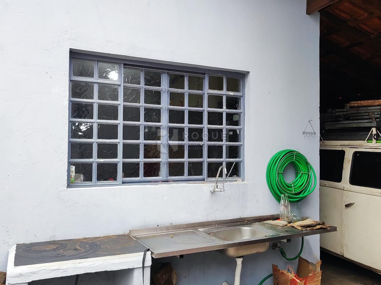 Casa Residencial à venda no bairro Vila Queiroz: LAVATÓRIO