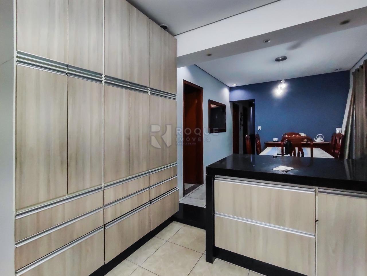 Casa Residencial à venda no bairro Vila Queiroz: COZINHA