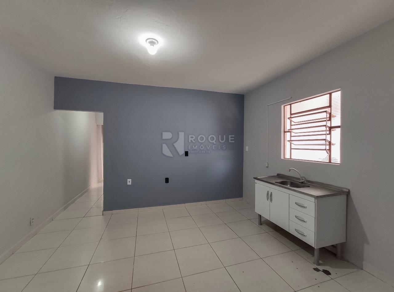 Casa Residencial para aluguel no bairro Parque Residencial Belinha Ometto: Cozinha 