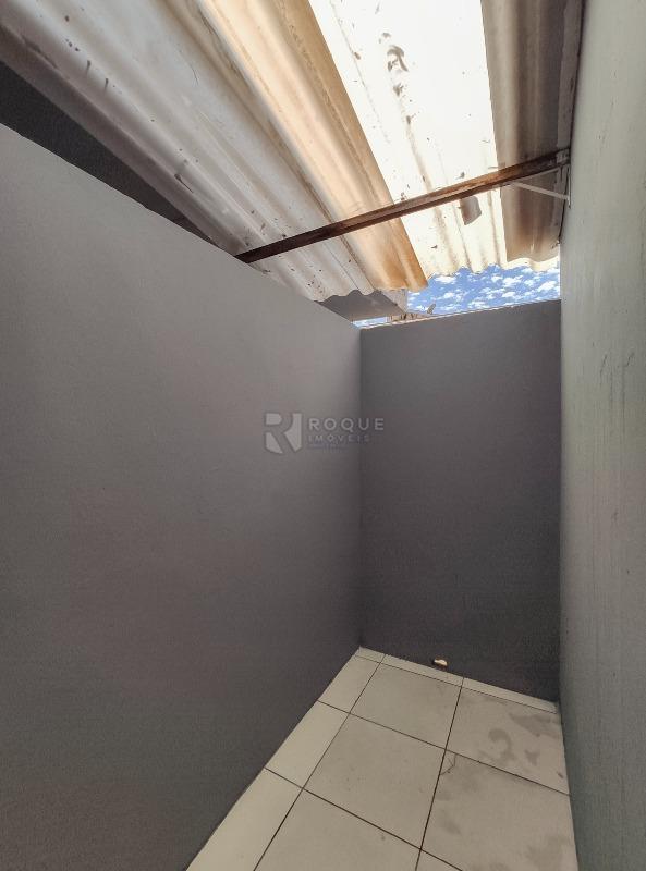 Casa Residencial para aluguel no bairro Parque Residencial Belinha Ometto: Fundo 