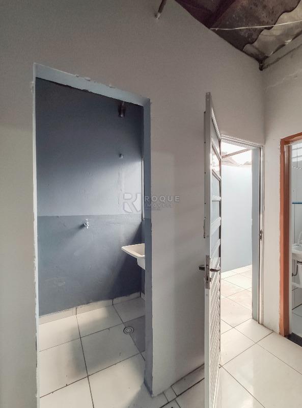 Casa Residencial para aluguel no bairro Parque Residencial Belinha Ometto: Hall 