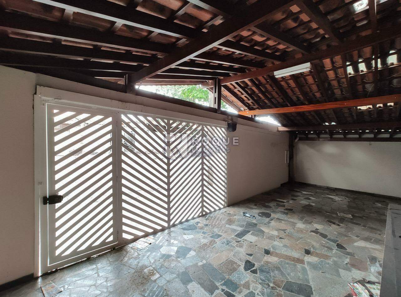 Casa Residencial à venda no bairro Jardim Nova Suiça: