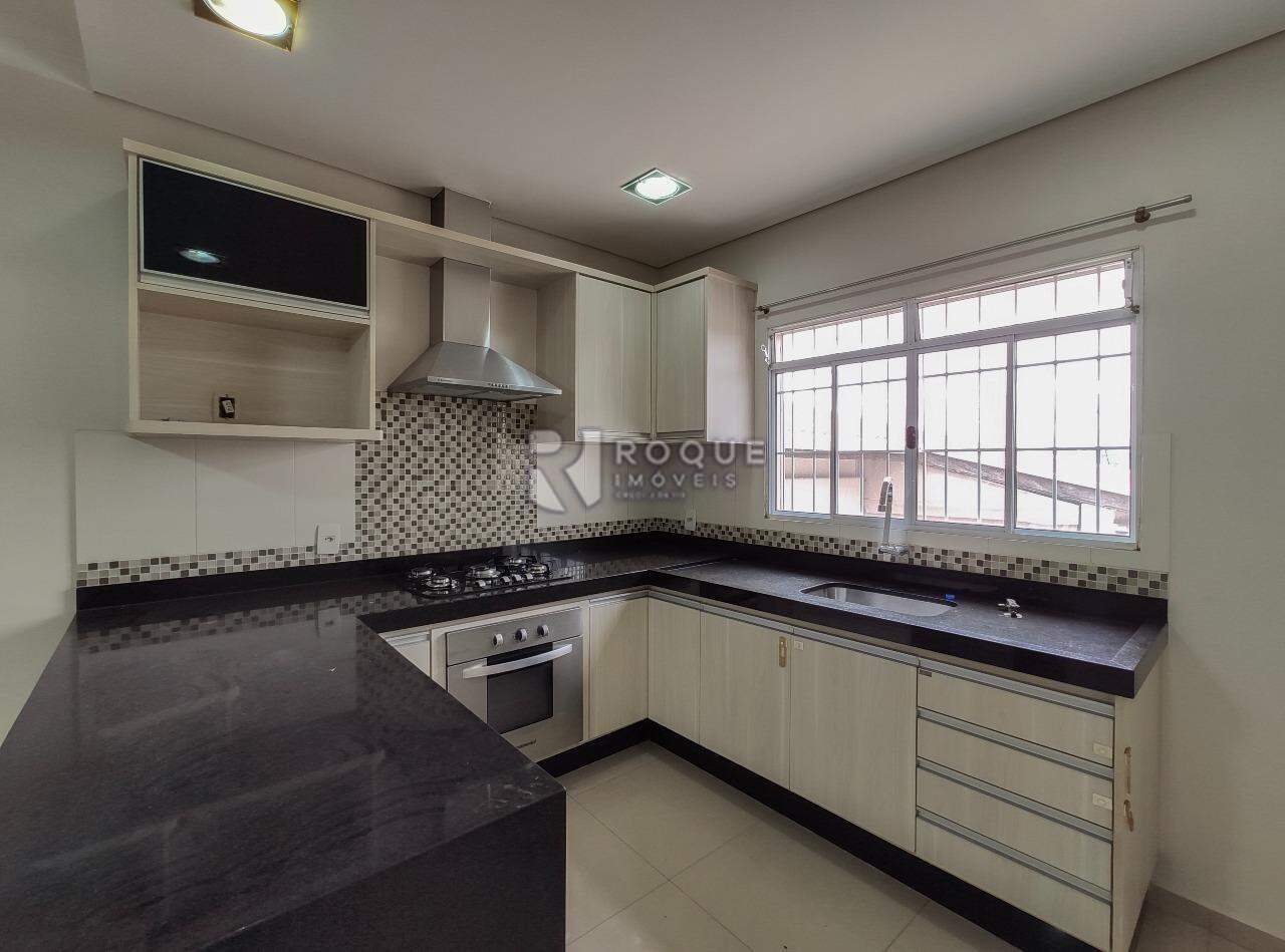 Casa Residencial à venda no bairro Jardim Nova Suiça: 