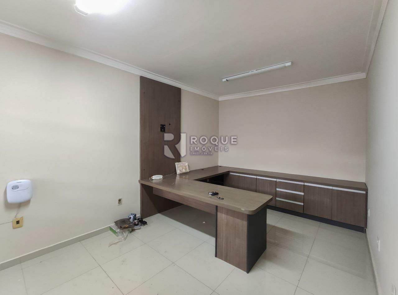 Casa Residencial à venda no bairro Jardim Nova Suiça: