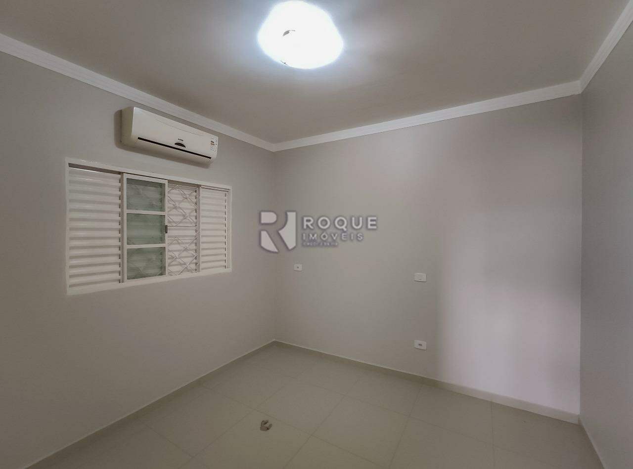 Casa Residencial à venda no bairro Jardim Nova Suiça: