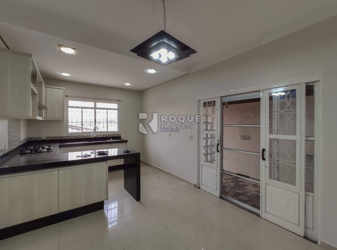 Casa Residencial à venda no bairro Jardim Nova Suiça: 