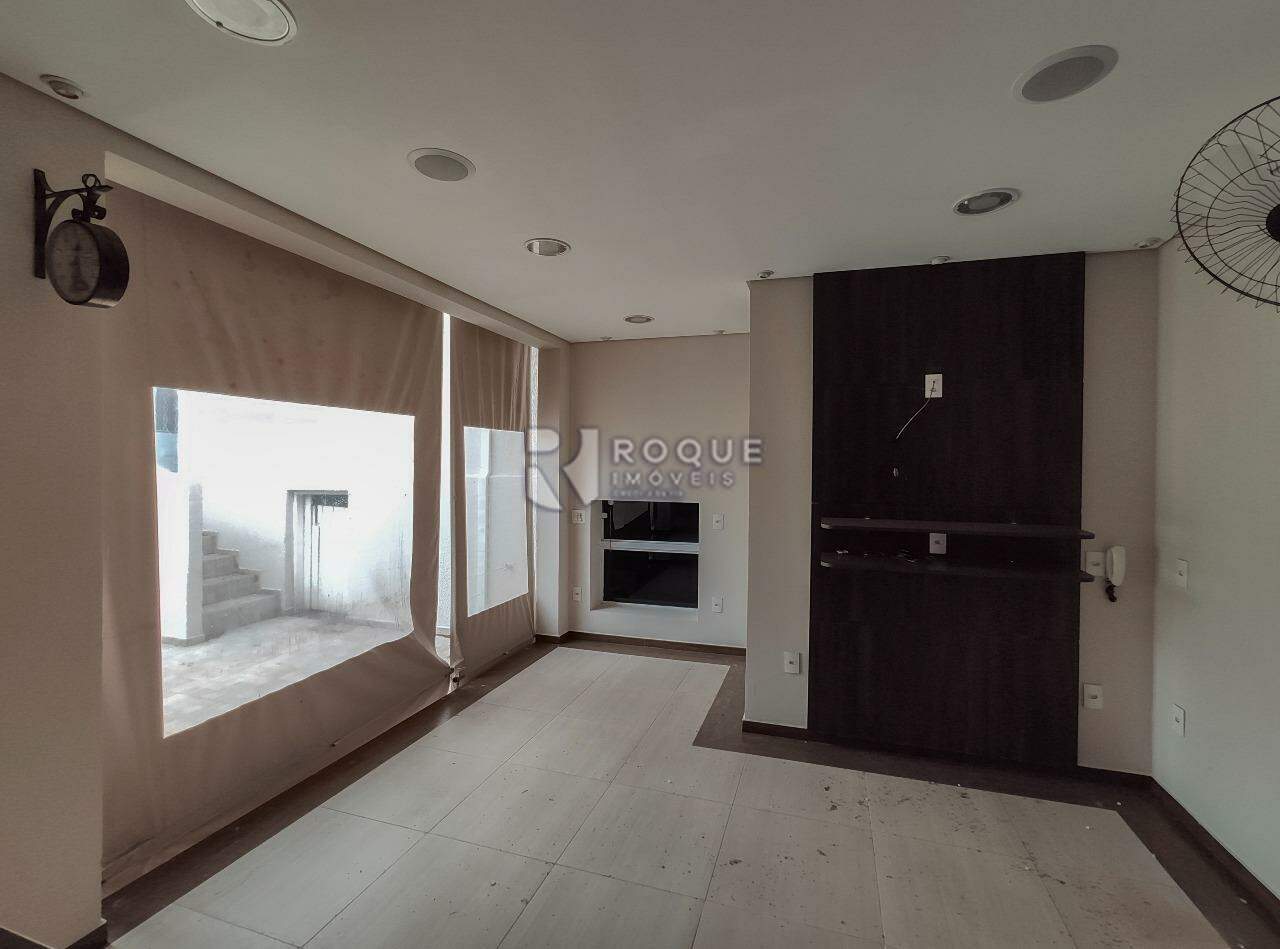 Casa Residencial à venda no bairro Jardim Nova Suiça: