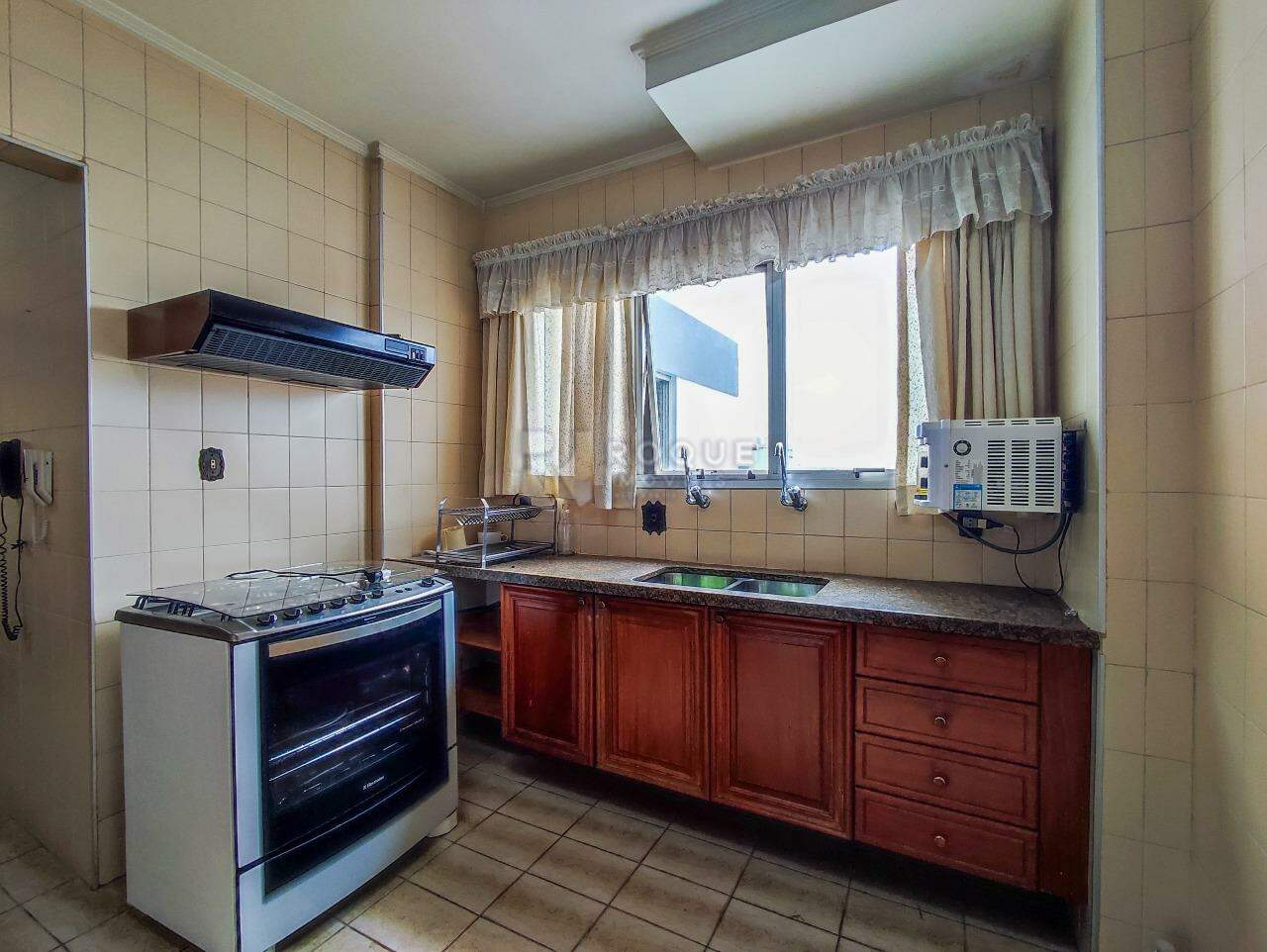Apartamento à venda no bairro Centro: COZINHA