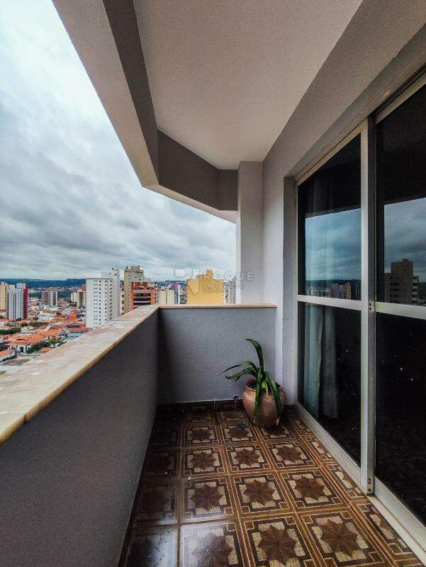 Apartamento à venda no bairro Centro: SACADA