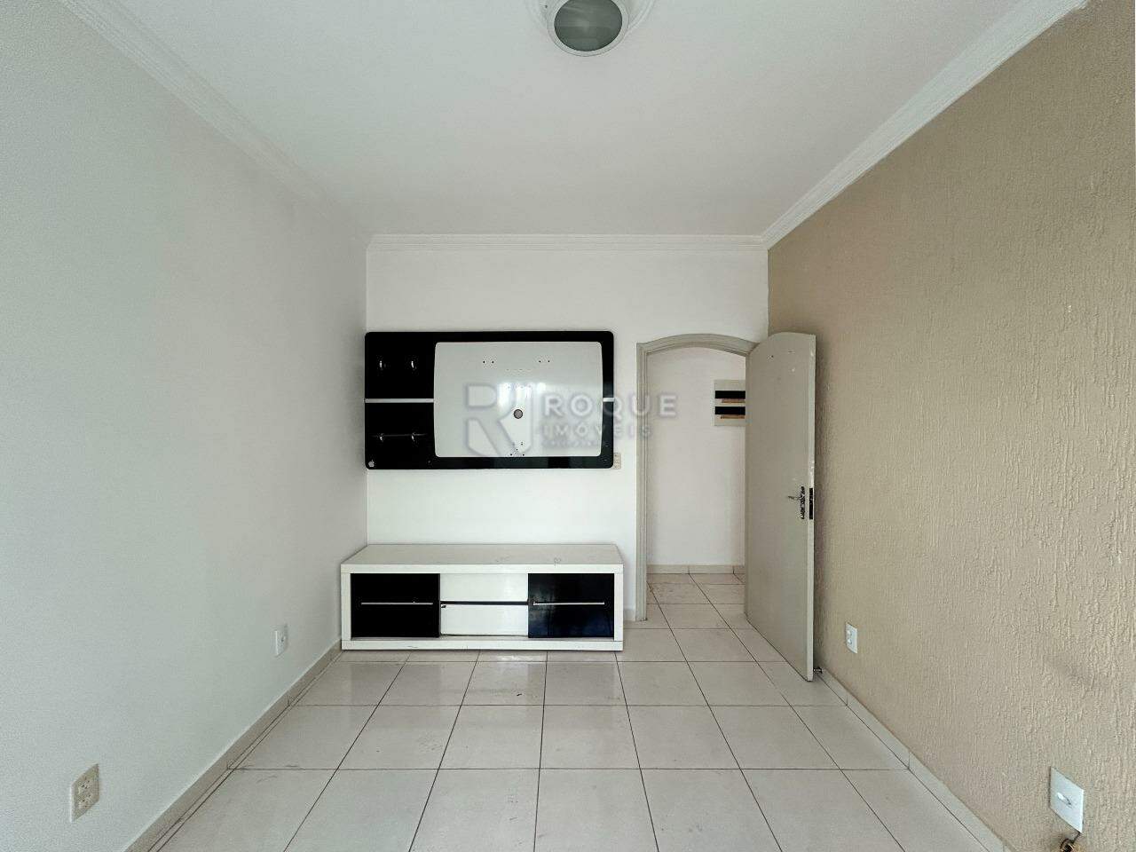 Casa Comercial para aluguel no bairro Jardim Glória: Sala de TV